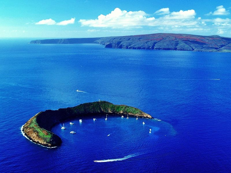 Snorkeling Molokini Crater Responsibly