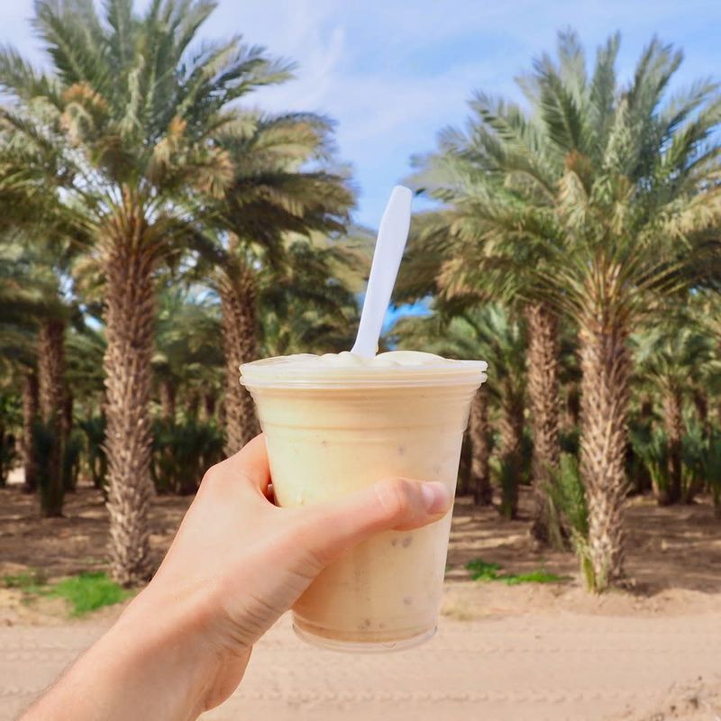 Date Shakes: Palm Oasis Sweetness in a Glass