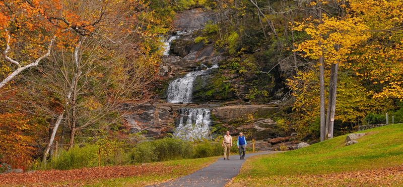 Kent - Falls, Galleries, and Mountain Views