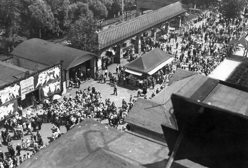 A Carnival Born From a Shooting Range