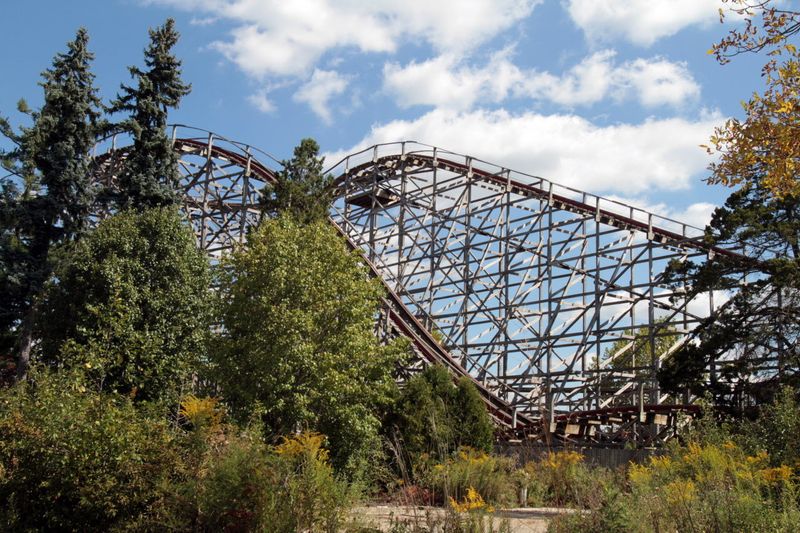 Geauga Lake – A Century of Thrills Gone Silent