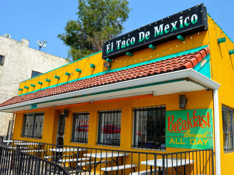 El Taco de Mexico: James Beard Award-Winning Street Tacos