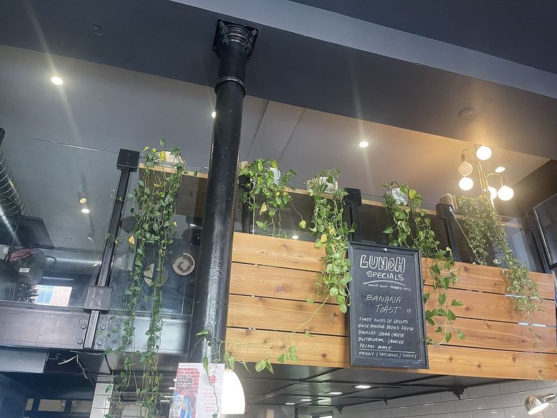 WOODHOUSE Bakery + Coffee Shop (Columbus)