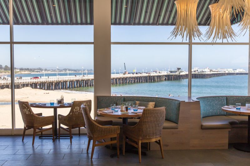Local Restaurants and Cafes Worth Visiting