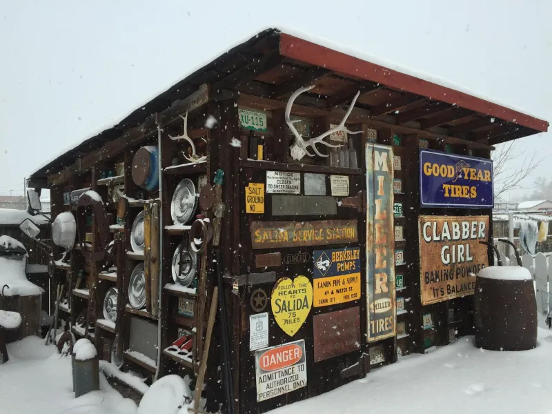 Pairing shopping with scenic travel adds value