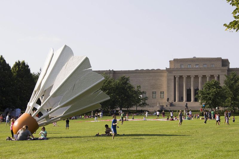 Complements the Museum Experience