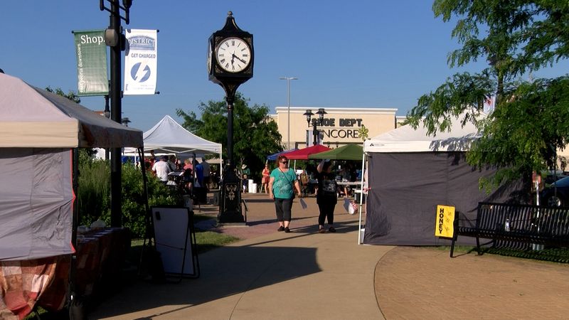 East Peoria Levee District Shopping Hub