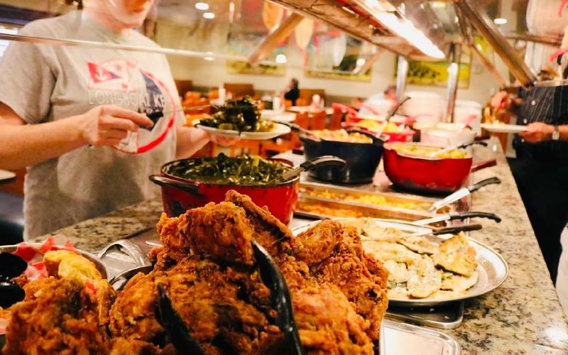 Fred's Market Restaurant - Plant City's Farm-Fresh Southern Spread