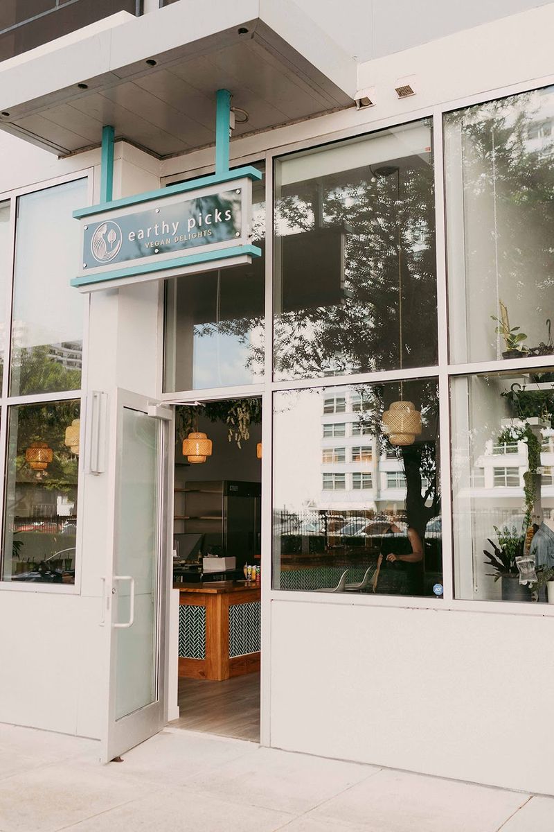 Earthy Picks Vegan Cafe (Orlando)