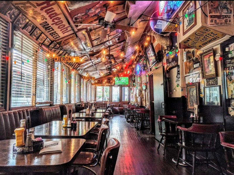 Green Door Restaurant - Chicago, IL