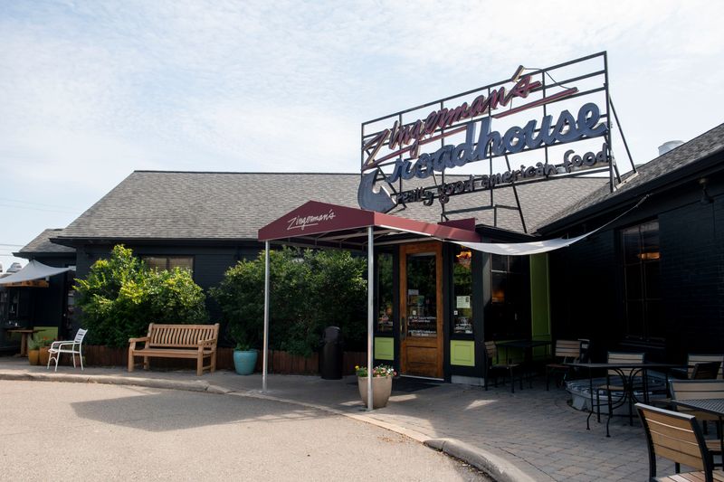Family Restaurants Known for Local Flavors