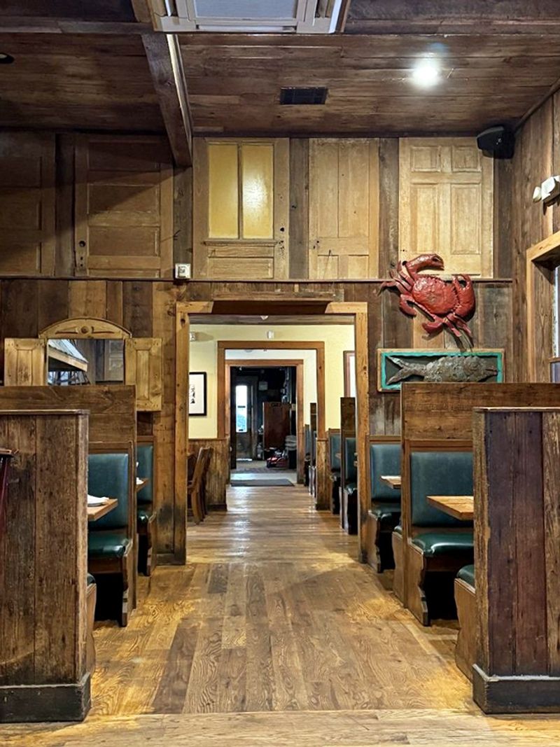 The Atmosphere: Warm, Lively & Local