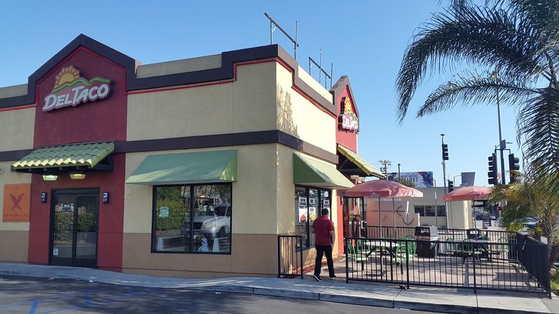 Del Taco: Where Mexican Meets American