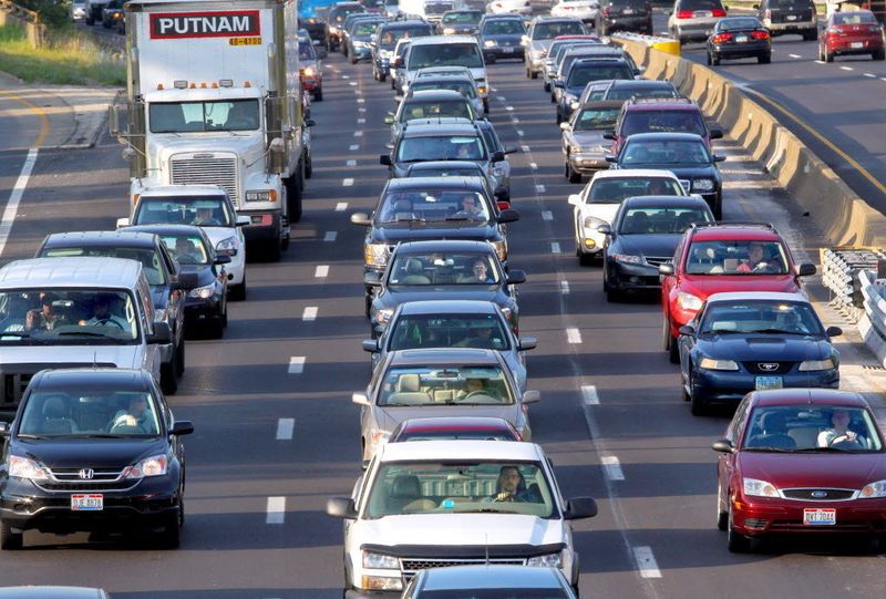 Traffic and Congestion in Natural Areas