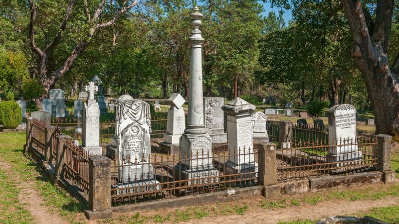 Tour the Historic Jacksonville Cemetery