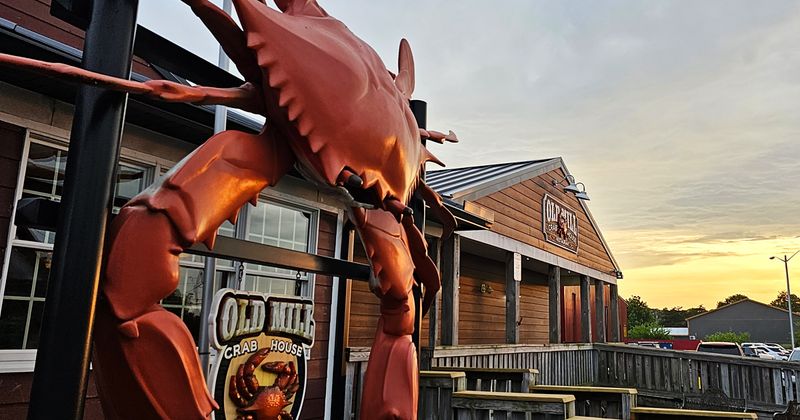 Kitschy Coastal Decor And Crab-Themed Flair Everywhere You Look
