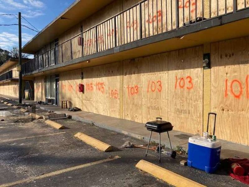 The Setting: A Motel in Disrepair