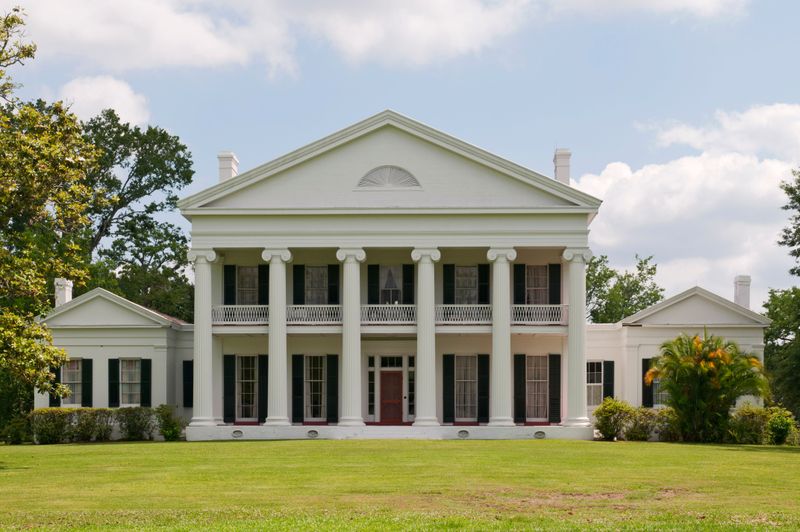 Napoleonville: The Cursed Madewood Plantation