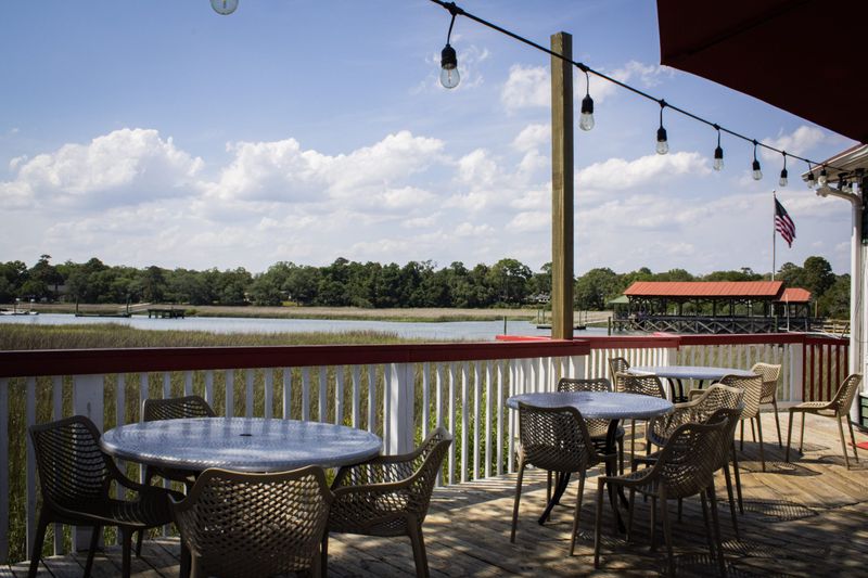 Perfect for Seafood Lovers of All Levels