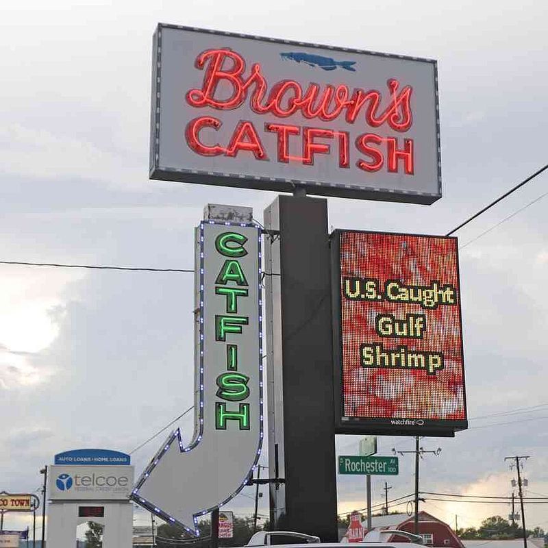 Unpretentious Southern Atmosphere