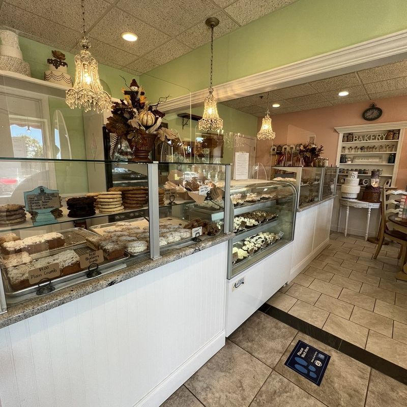 Stoltzfus Baked Goods, Newtown Farmer's Market