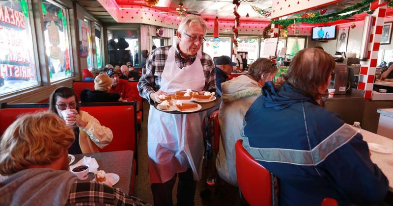 A Heartwarming Thanksgiving Tradition