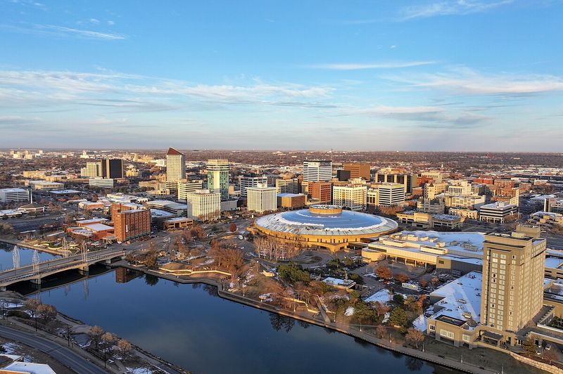 Wichita: A Large City That Divides Traveler Opinions