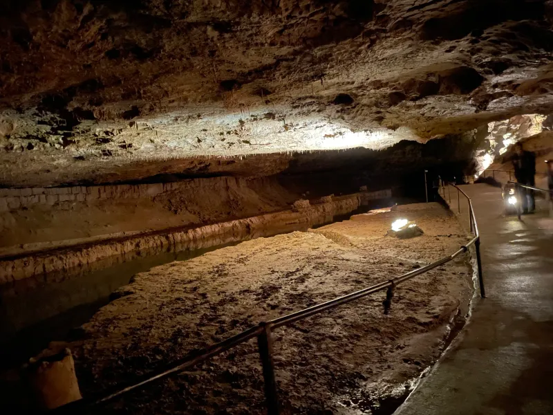 Meramec Caverns Feels Overhyped After the First Visit