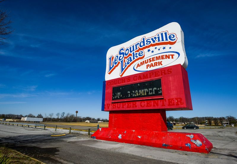 LeSourdsville Lake Amusement Park / Americana