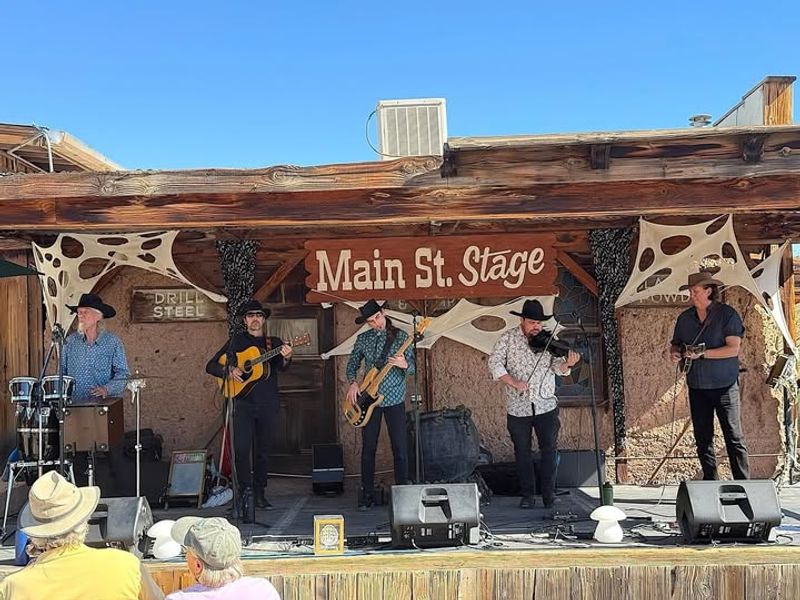 Live Entertainment Keeps Energy High