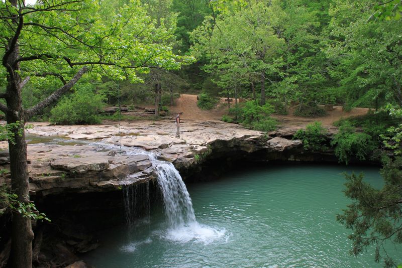 Falling Water Falls (Ozark County)