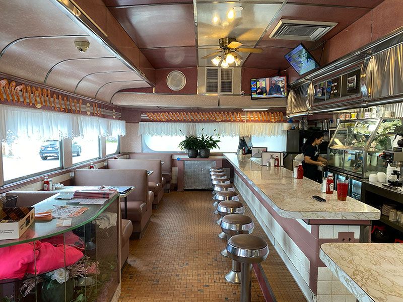 D’s Diner, Plains