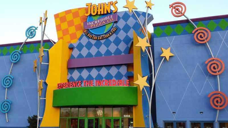 John's Incredible Pizza Company (CA branches)
