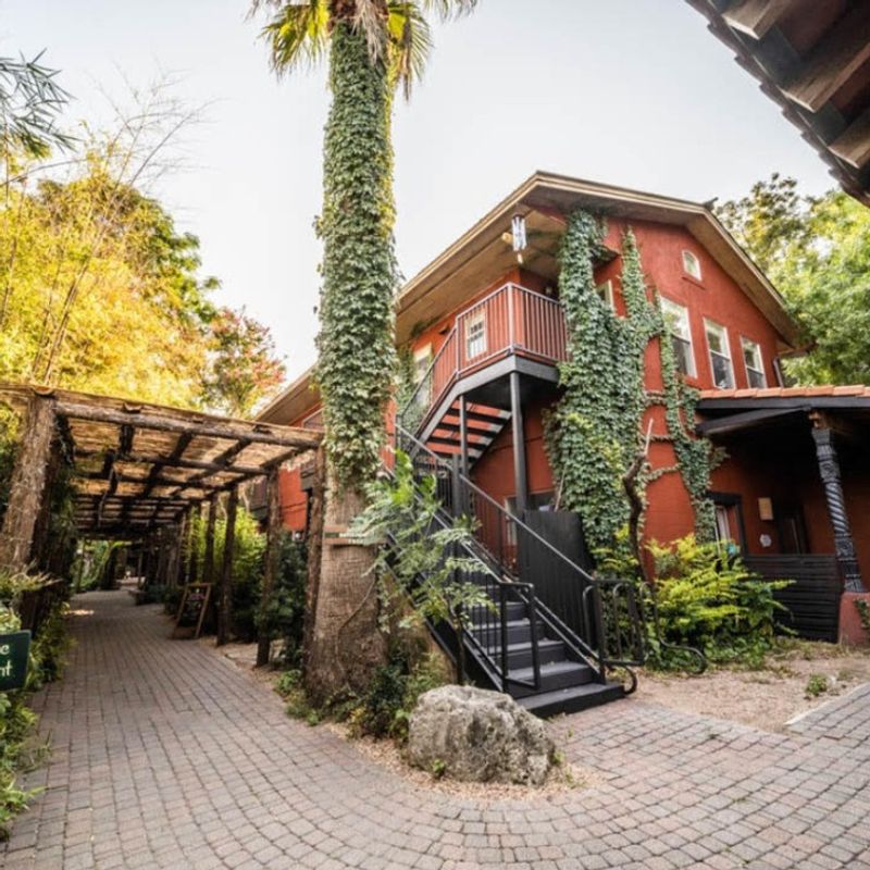 Casa de Luz, Austin