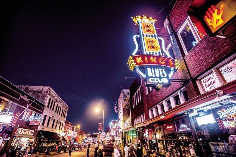 Memphis Blues and Barbecue