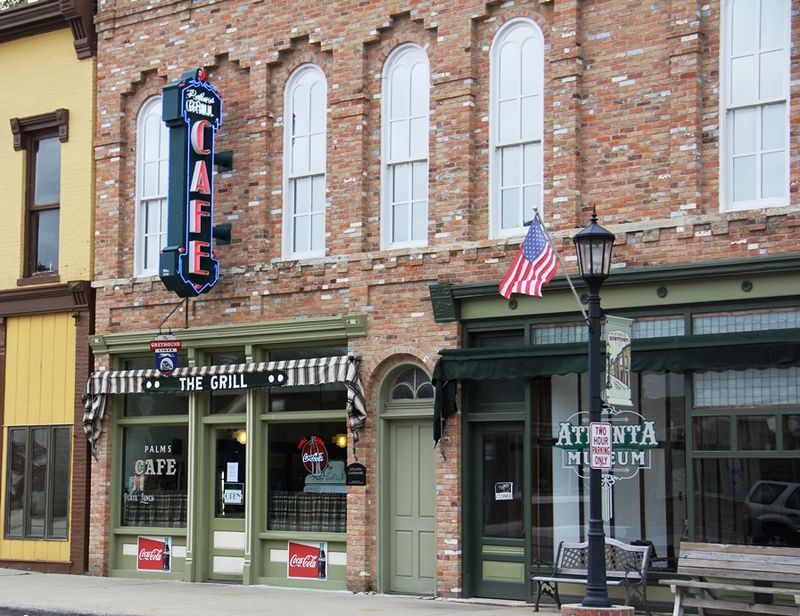 The Palms Grill Café - Atlanta, IL