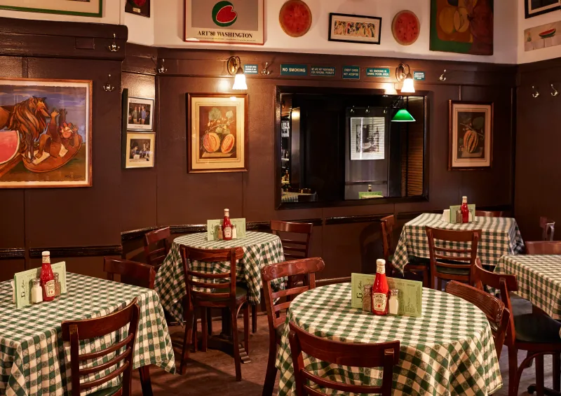 J.G. Melon (Upper East Side)