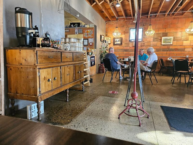 HQ Southern BBQ, Evansville