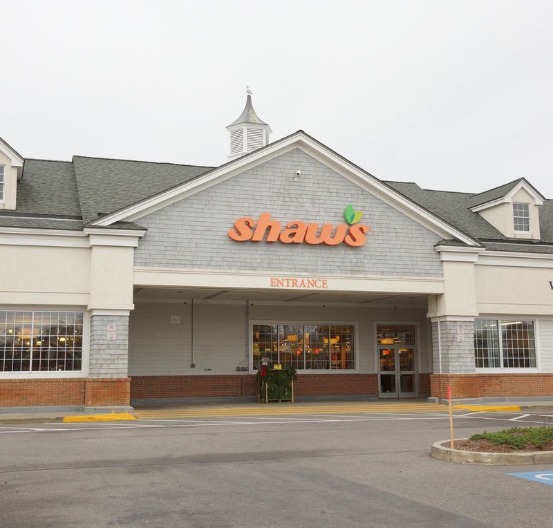 Shaw’s, Waterbury