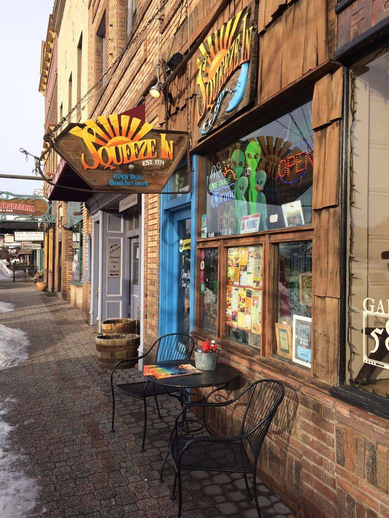 Squeeze In (Truckee)
