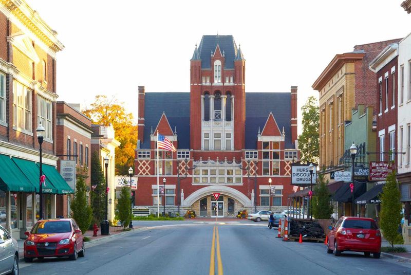 Travel-Smart Tips for a Calmer Visit