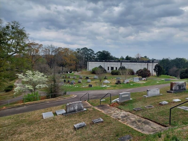 Rose Hill Cemetery, Macon