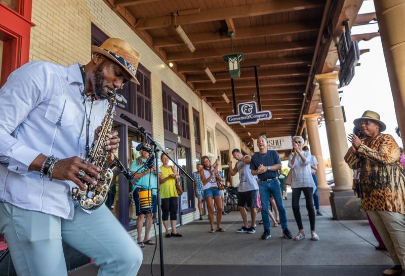 Smart Tips For Singing Safely In Arizona