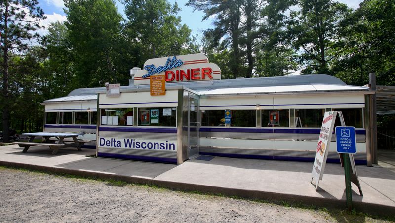 A Diner Lost in the North Woods with a Loyal Following