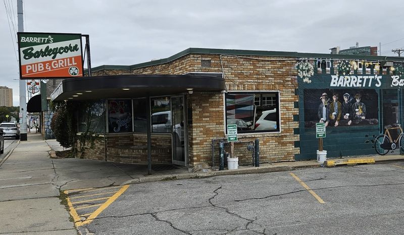 Barrett's Barleycorn Pub & Grill