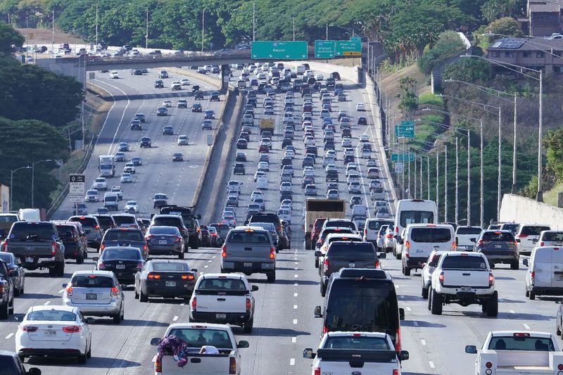 You Don't See the Traffic on the Way to Work