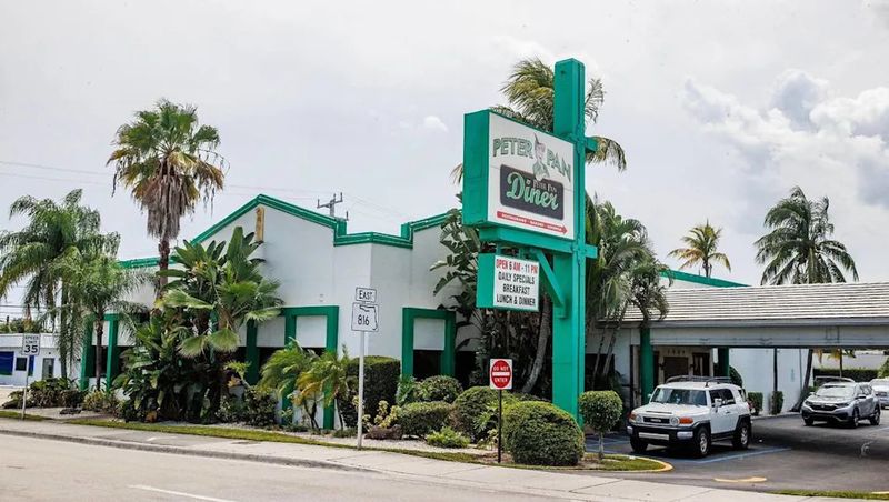 Peter Pan Diner – Oakland Park