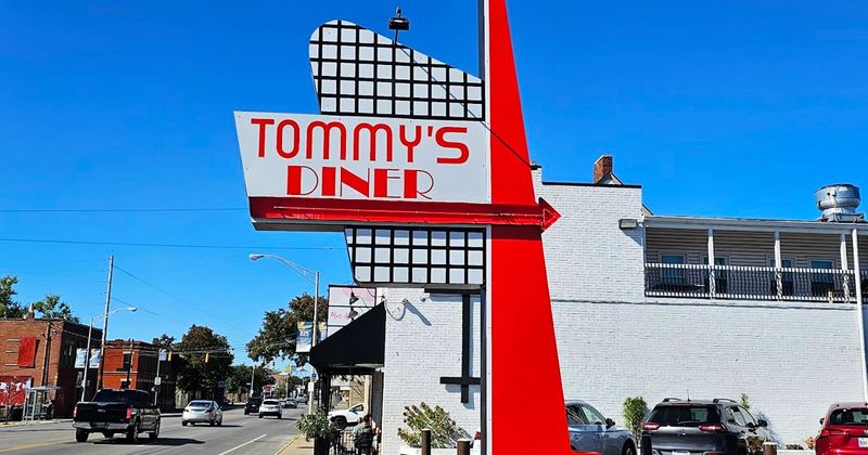 Tommy's Diner - Columbus' West Side Institution