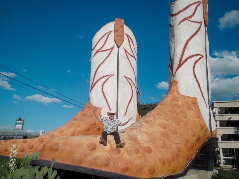 World’s Largest Cowboy Boots, San Antonio