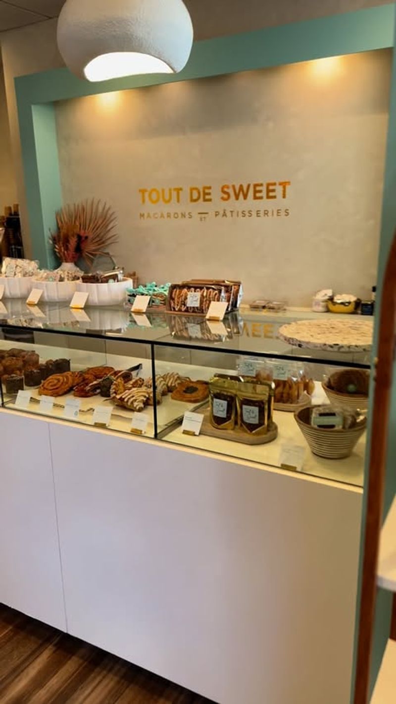 Tout de Sweet Pastry Shop (Bethesda)